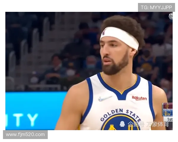 拉拉维亚无惧防守强势突破上篮命中展现惊人身体对抗与技巧