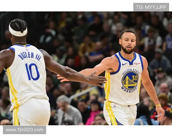 库里砍28分勇士主场力克太阳拒绝逆转布克独得38分